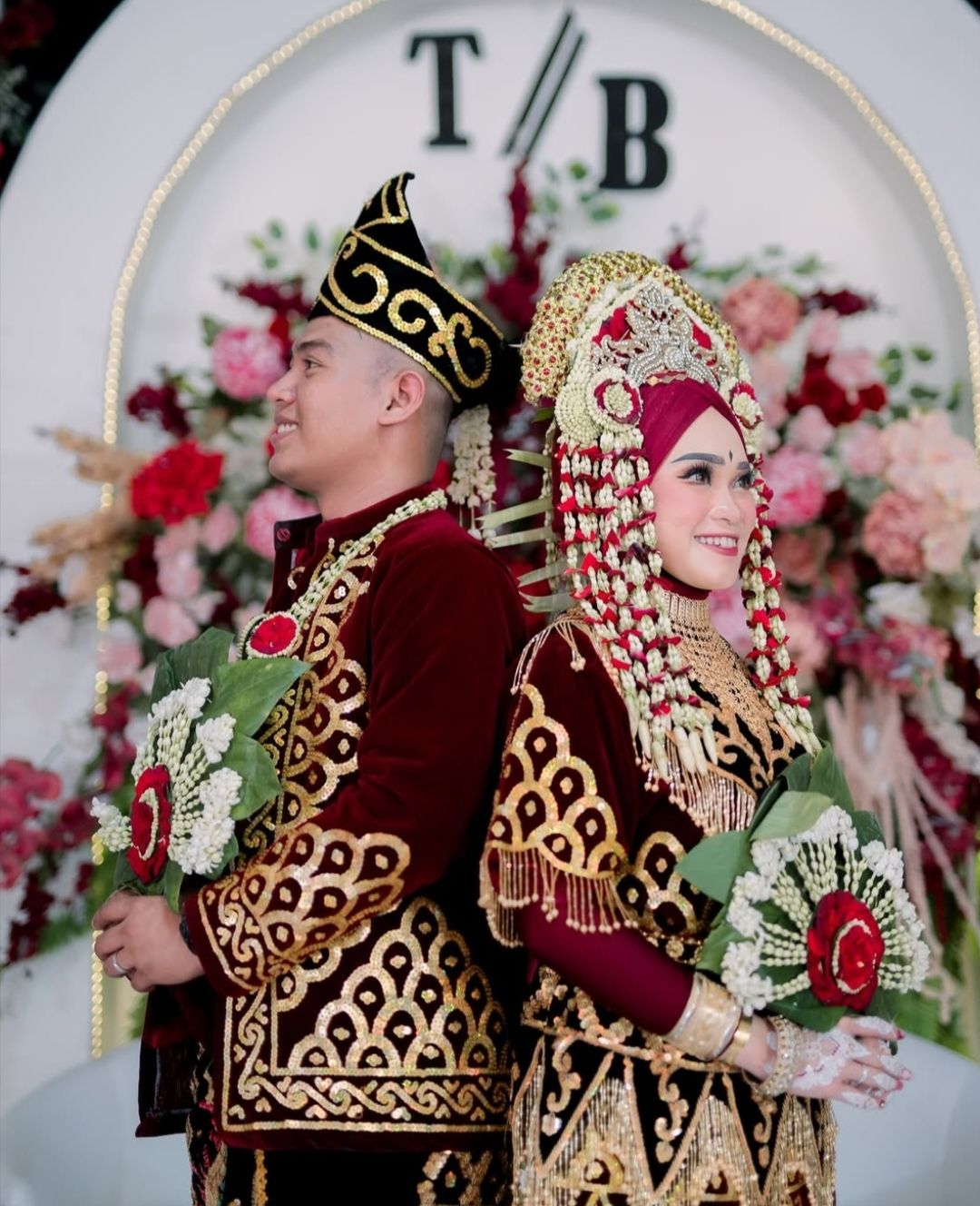 Pernikahan Adat Banjar: Kisah Cinta dan Filosofi Budaya yang Memikat