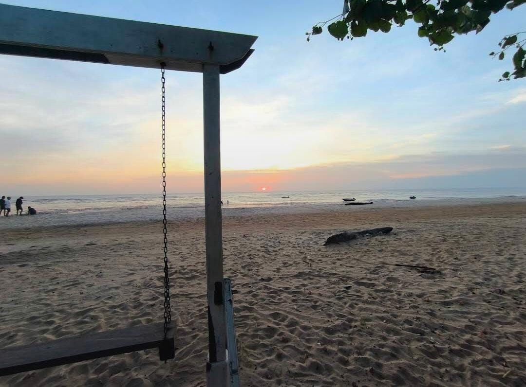 Pantai Batakan Baru: Berapa Jam Perjalanan dari Banjarmasin? Temukan Pesona Favorit Kalimantan Selatan!