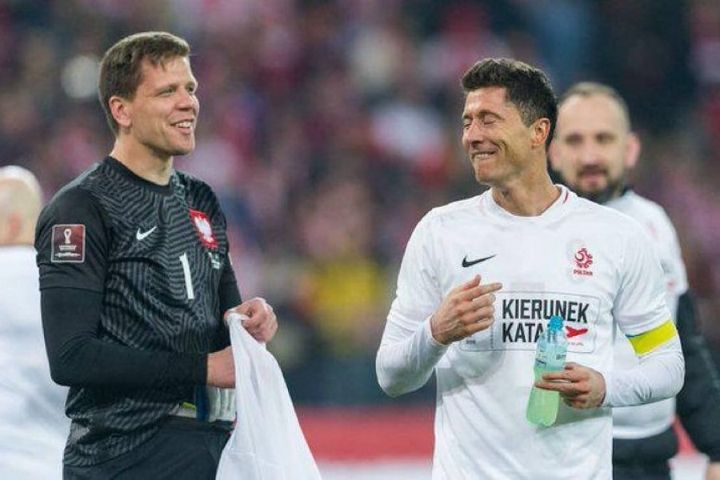 Suka Makan, Szczesny Akui Pernah Memegang Rekor Lemak Tubuh Terbanyak di Barcelona