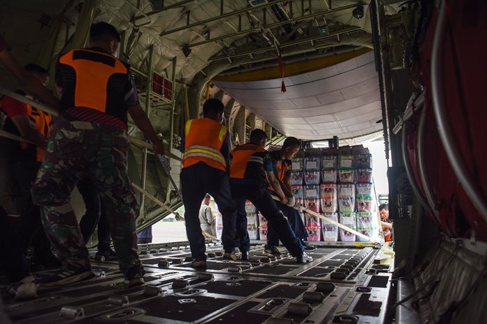 Pemerintah Kerahkan 28 Helikopter untuk Distribusi Bantuan dan Evakuasi Bencana di Sumatera