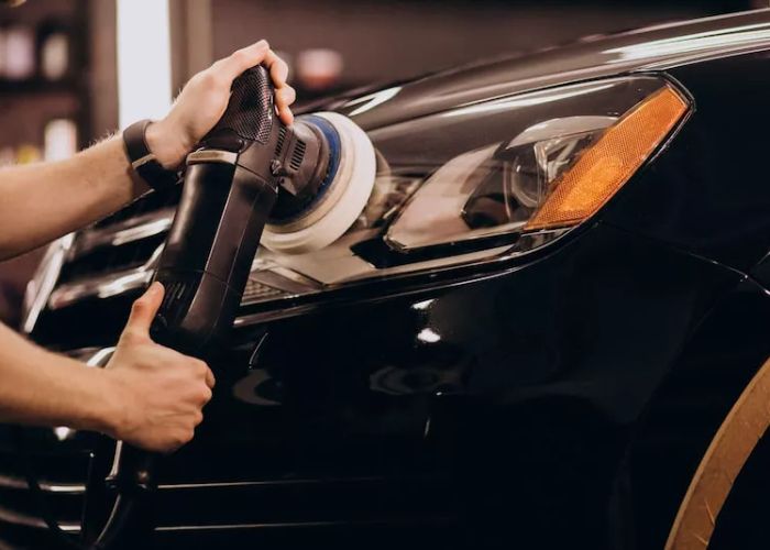 Penyebab Mika Lampu Mobil Menguning dan Cara Menghilangkannya, Wajib Disimak!