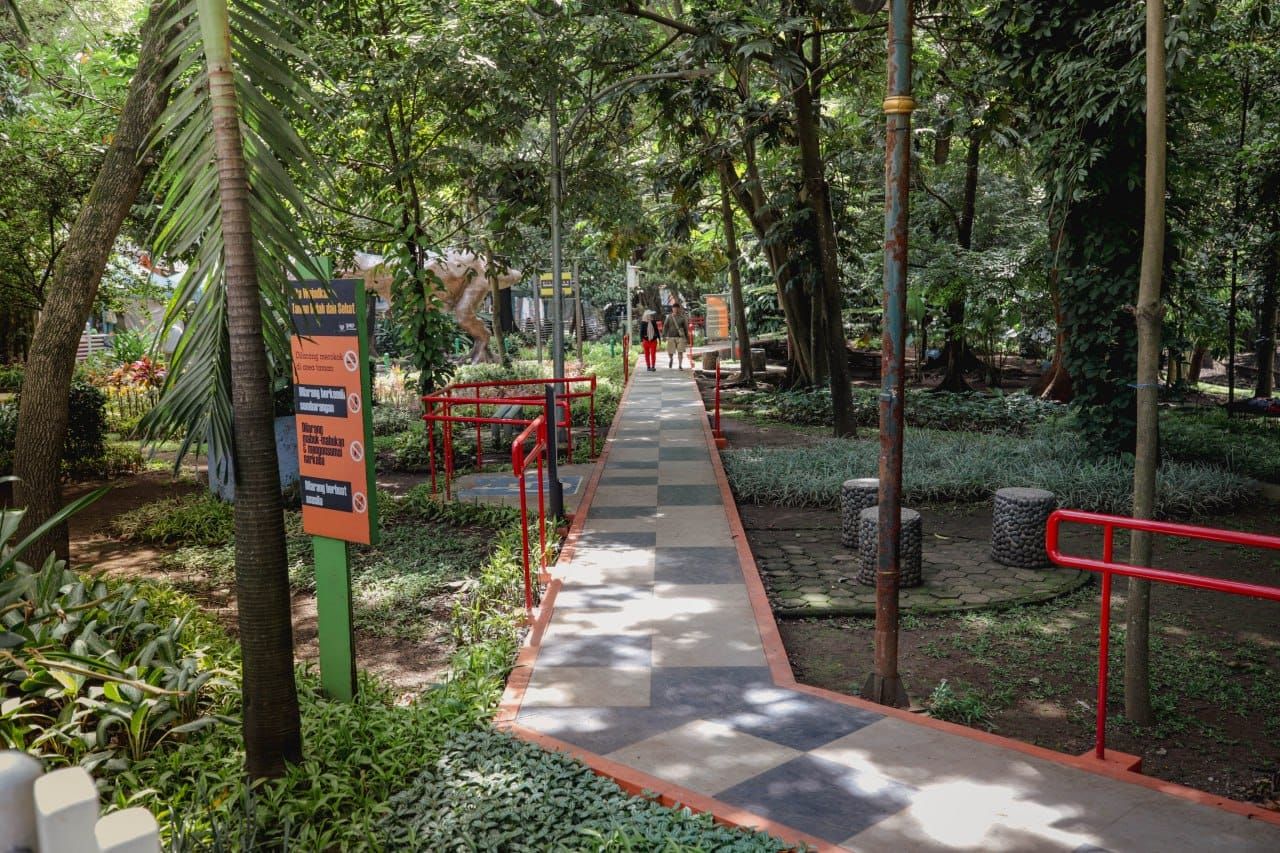 Pemkot Bandung Perkuat Revitalisasi dan Pemeliharaan Taman Kota di 2025