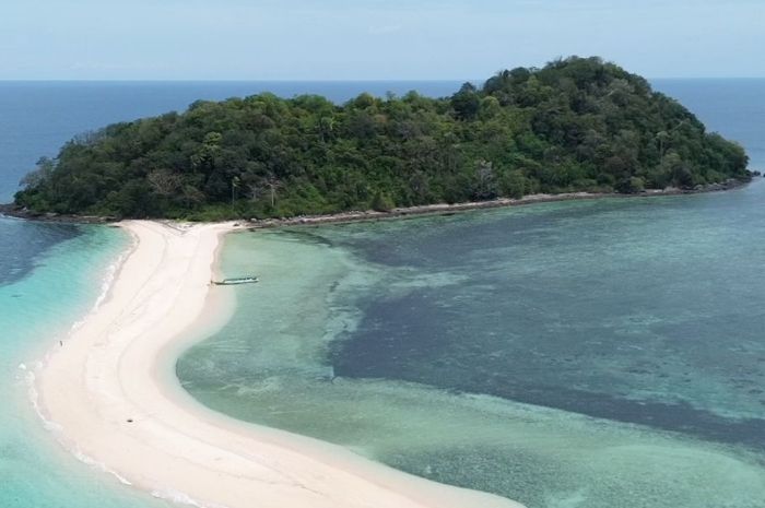 Hidden Gems! 3 Pulau di Gorontalo yang Wajib Kamu Kunjungi untuk Rayakan Libur Akhir Tahun
