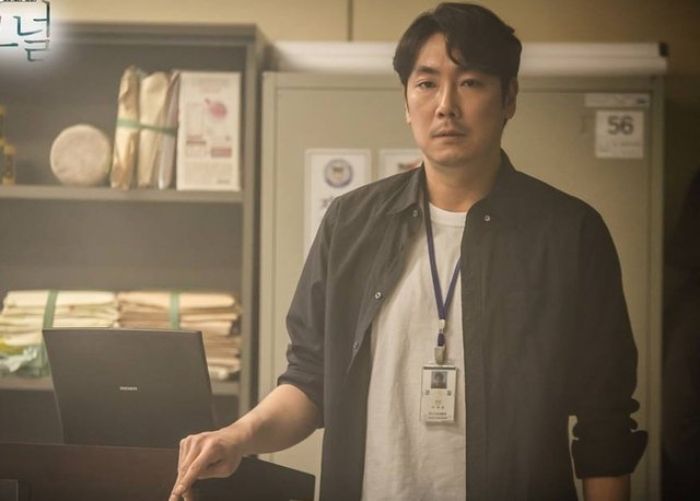Cho Jin Woong Pensiun dan Drakor Signal 2 Kena Dampak, Ini Penjelasan dari tvN