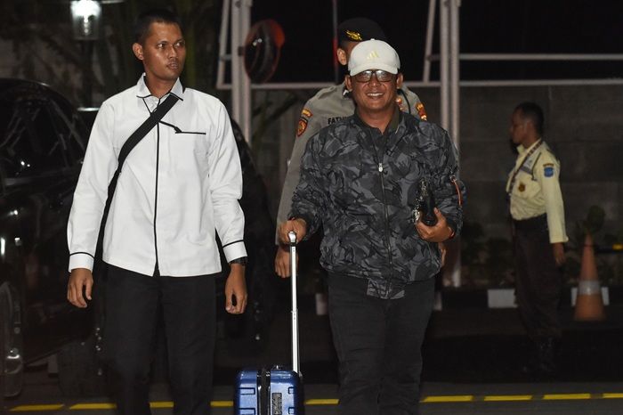 KPK Tangkap Bupati Lampung Tengah Ardito Wijaya, 5 Orang Kena OTT Dibawa ke Jakarta