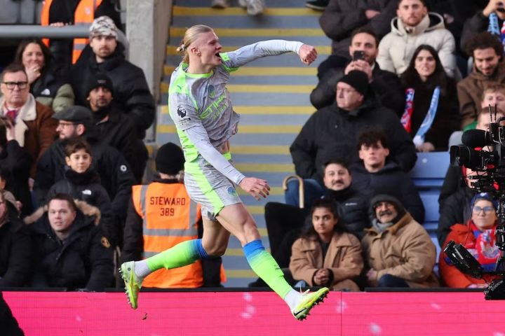 Agen Erling Haaland Bantah Kabar Kepindahan Kliennya ke Barcelona