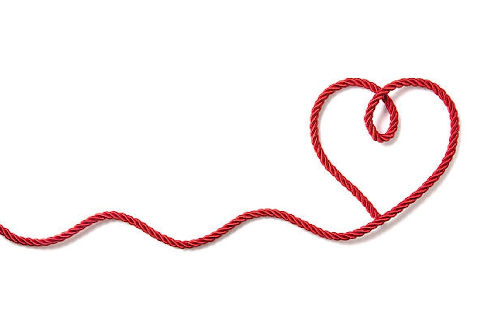 Red String Theory: Benarkah Kita Terhubung dengan Jodoh oleh Benang Merah Tak Kasat Mata?