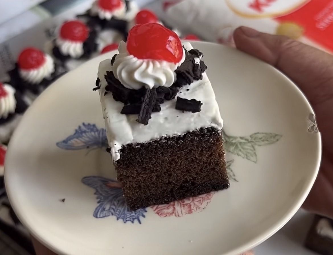 17 Ide Nama Usaha Black Forest yang Elegan, Kekinian, dan Mudah Diingat
