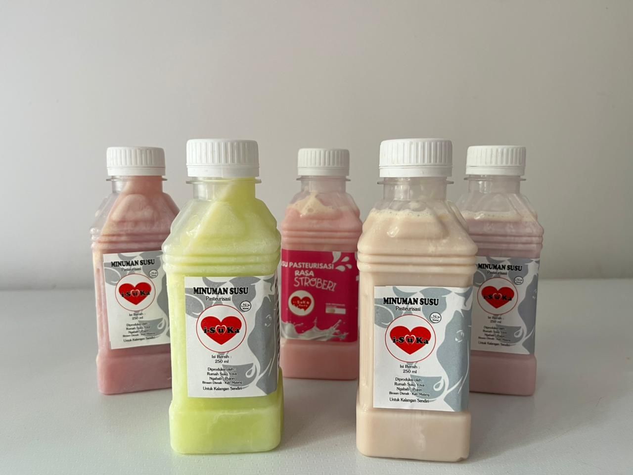 Dari Desa Ngabab ke Pasar Kota, Kisah I Suka Produksi Susu dan Yoghurt Lokal