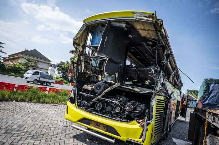 Kemenhub Sebut Bus Cahaya Trans yang Kecelakaan di Tol Krapyak Tidak Laik Jalan