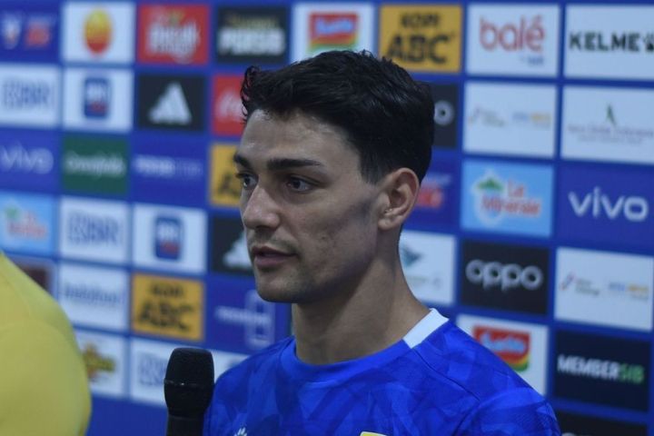 Terancam Kehilangan Barba, Persib Siap Bersaing dengan Persija untuk Dapatkan Andrea Tiritiello