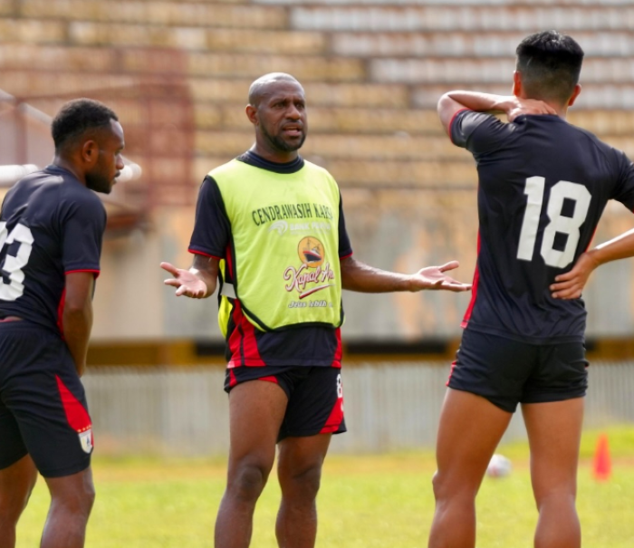 Persipura vs Persela di Lukas Enembe, Rahmad Darmawan Tegas Tak Mau Remehkan Lawan di Championship