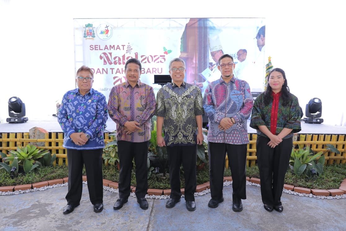 Pj Sekda Babel Hadiri Open House Tahun Baru 2026 di Keuskupan Pangkalpinang, Teguhkan Babel Harmonis dan Toleran