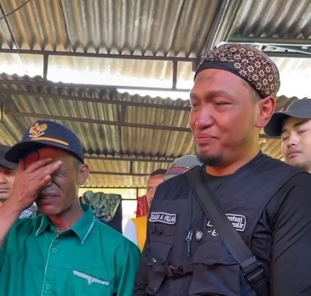 Tangis Petani di Aceh Tengah Bikin Ustadz Salim A. Fillah Terharu, Akses Desa Terputus Jadi Sorotan