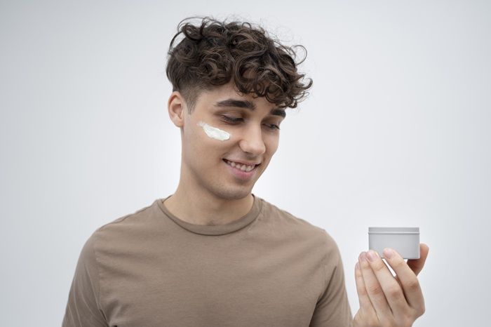 Jangan Salah Pilih! Ini Bedanya Sunscreen Physical vs Chemical yang Wajib Kamu Tahu