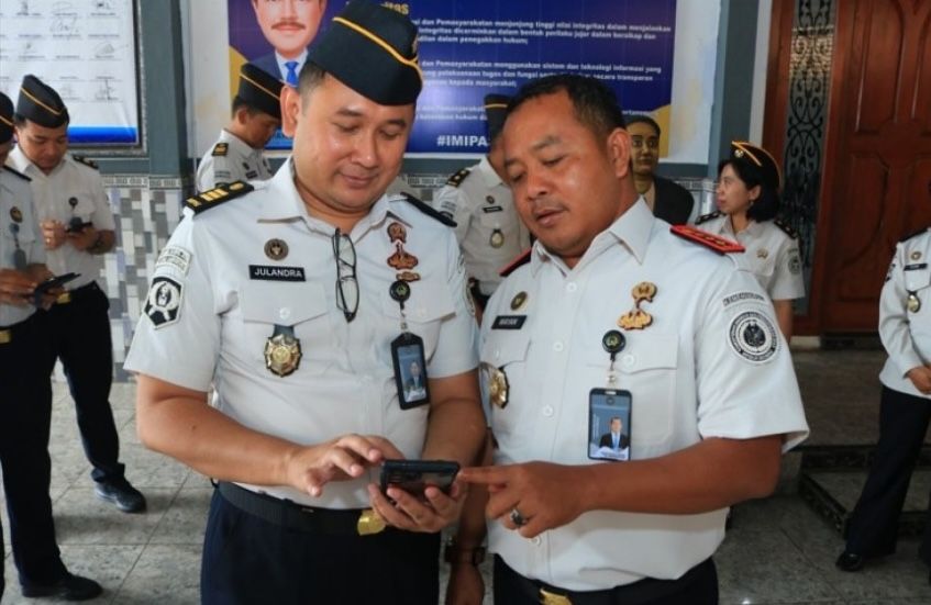 Gerak Cepat Lapas Banyuwangi, Ponsel Pegawai Diperiksa Mendadak untuk Pastikan Nihil Judi Online