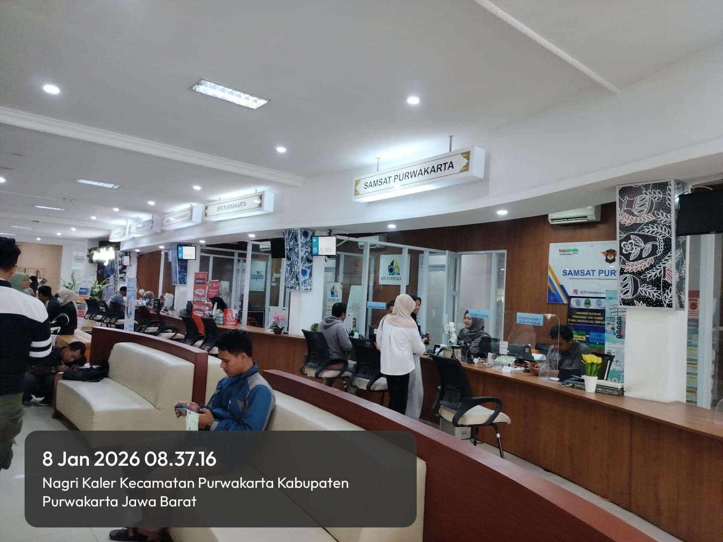 Polantas Menyapa : Sosialisasi Dan Edukasi Peraturan Dibidang Pelayanan Mekanisme Penerbitan STNK
