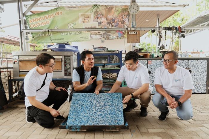 Sampah Anorganik Gak Lagi Jadi Masalah, Mesin Daur Ulang Ini Putar Ekonomi Warga Tangsel