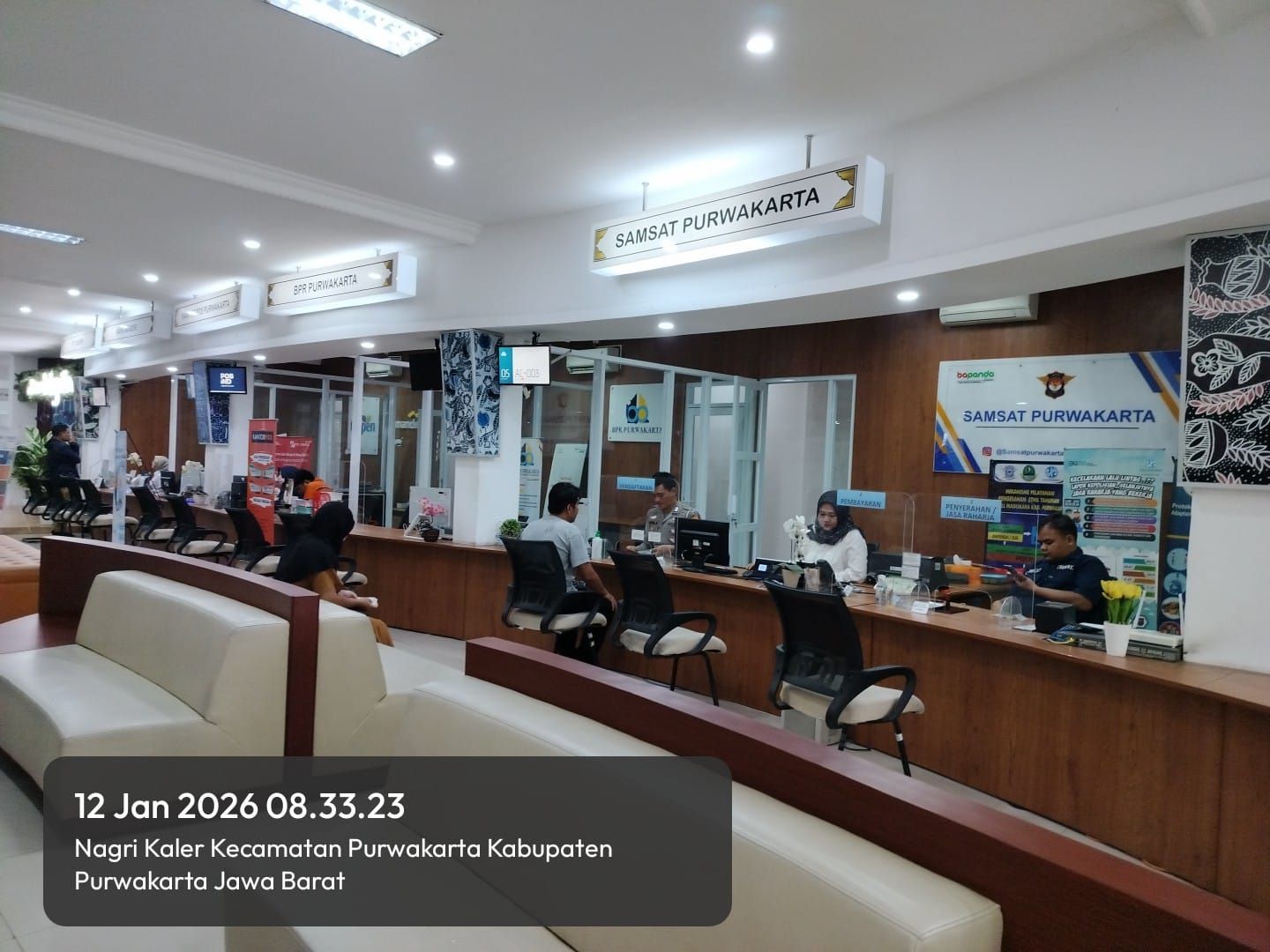 Polantas Menyapa : Sosialisasi Dan Edukasi Peraturan Dibidang Pelayanan Mekanisme Penerbitan STNK