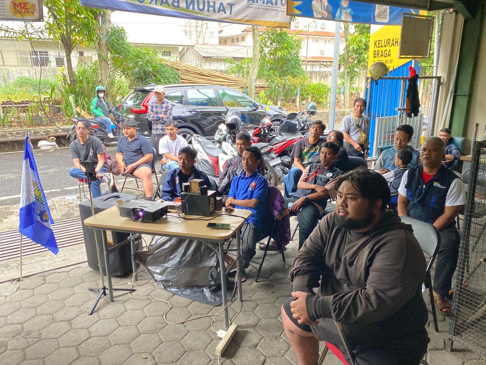 Nobar Persib–Persija Digelar Serentak, Pemkot Bandung Tekankan Keamanan dan Ketertiban
