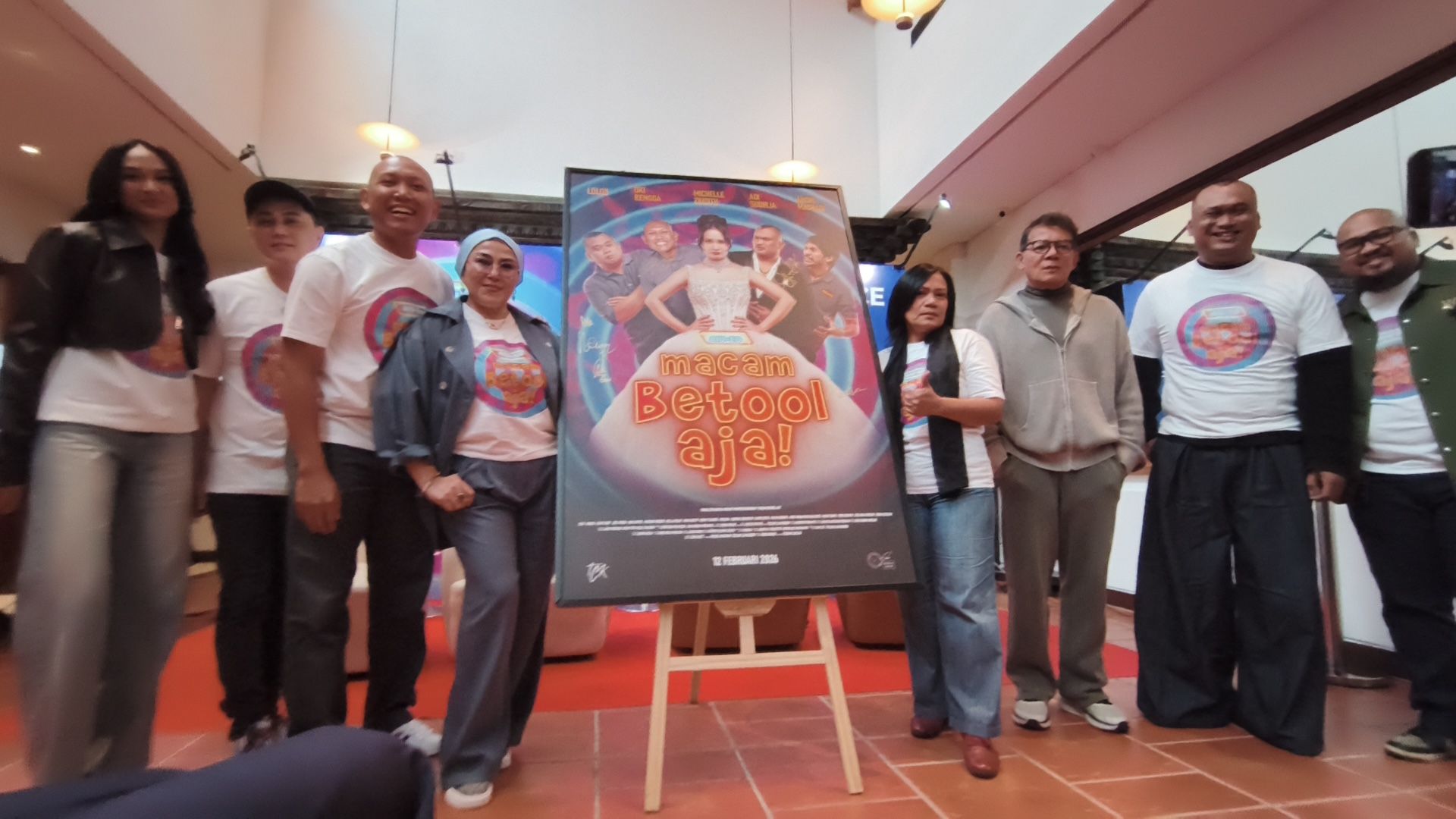 Reuni Emosional Oki Rengga dan Lolox di Layar Lebar Lewat Film AIU EO Macam Betool Aja