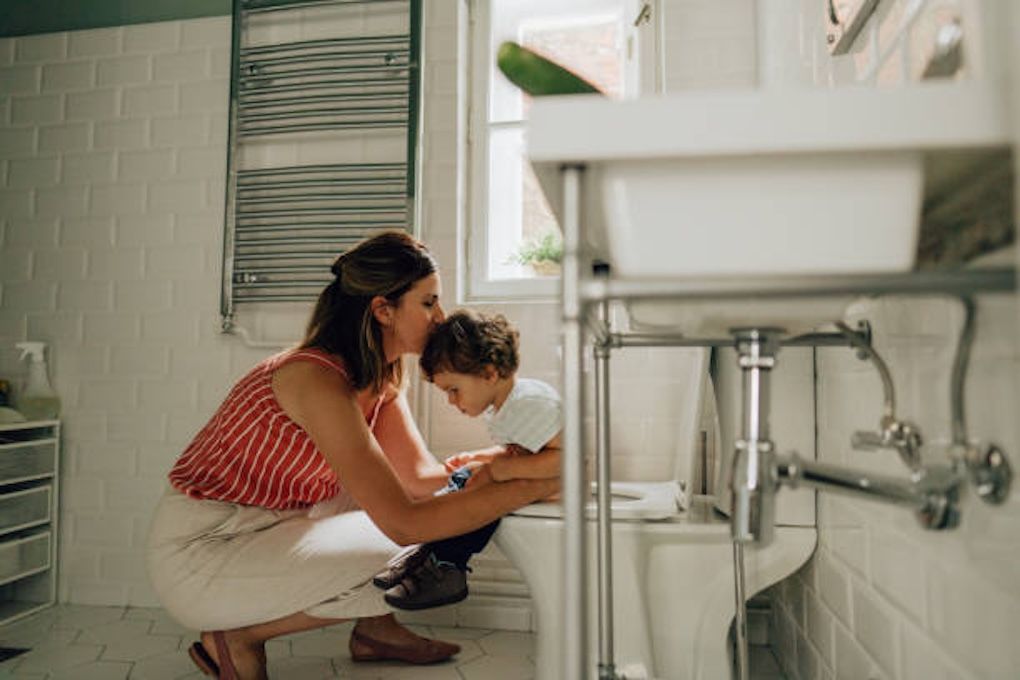 Potty Training Anak: Cara Efektif Melatih Si Kecil Lepas Popok Tanpa Drama