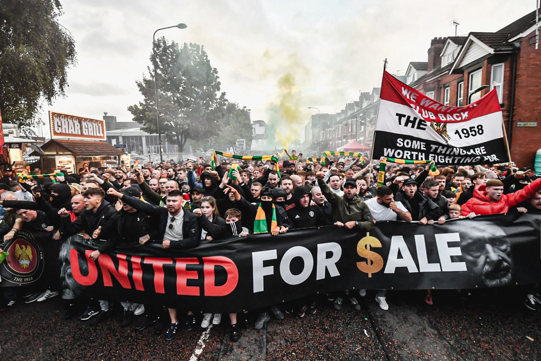 The 1958 Ajak Suporter Manchester United Turun ke Jalan untuk Protes Kepemimpinan INEOS dan Keluarga Glazer