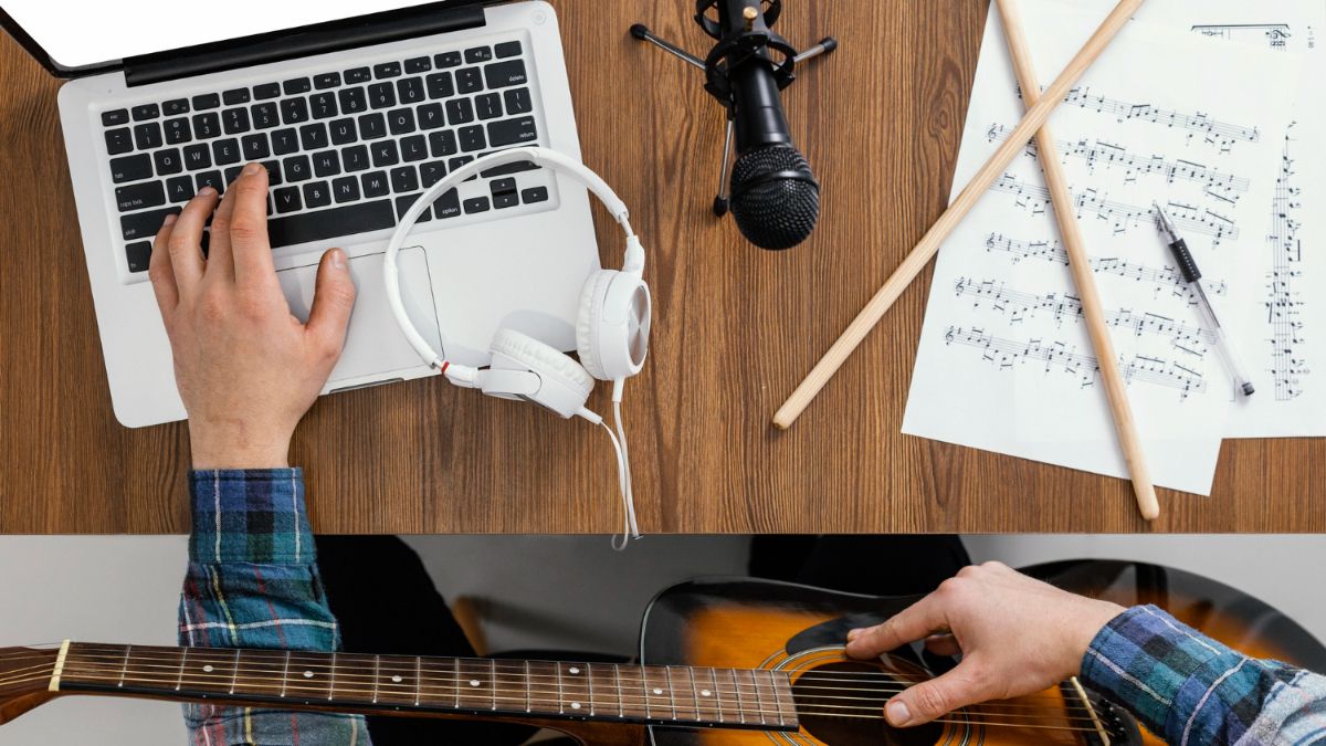 10 Genre Musik dan Karakteristiknya yang Paling Sering Didengar, Wajib Tahu!