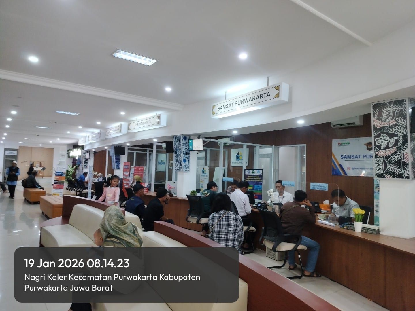 Polantas Menyapa : Sosialisasi Dan Edukasi Peraturan Dibidang Pelayanan Mekanisme Penerbitan STNK