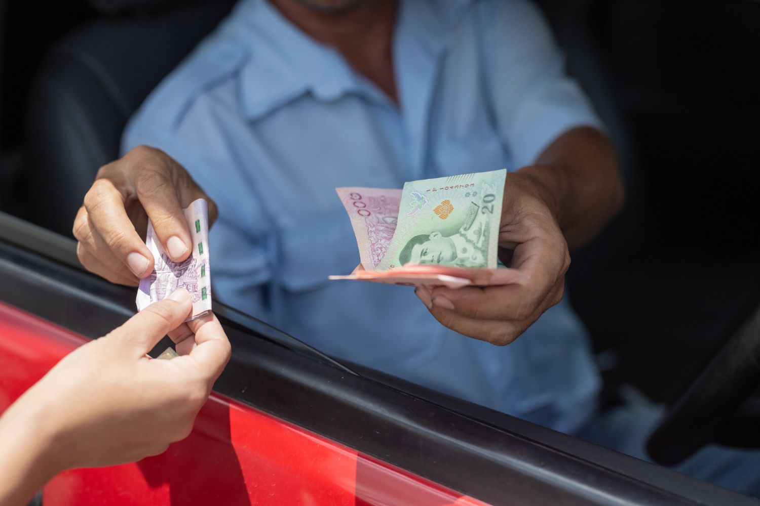 Ramadan Datang Pintu Pahala Terbuka Lebar: Ini Alasan Sedekah Jadi Amalan Paling “Nendang”