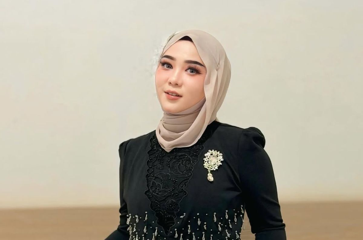 Profil dan Fakta Menarik Fauzana, Penyanyi Minang dengan Suara Khas yang Viral