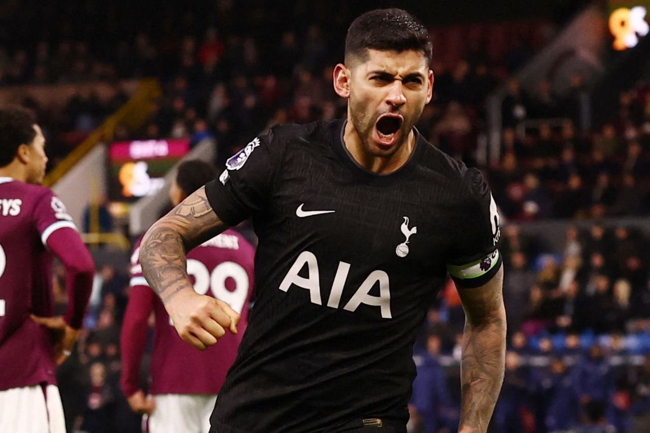 Gagal Menang Lagi, Thomas Frank Jadi Sasaran Amarah Suporter Tottenham Hotspur