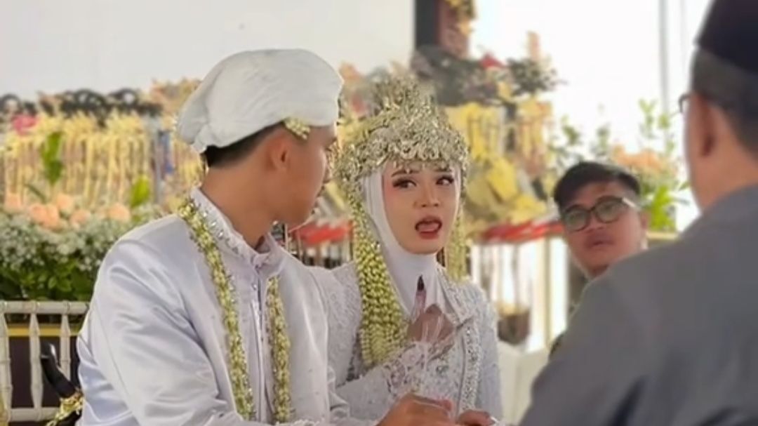 Kisah Haru Pernikahan Pasangan Tunarungu, Warganet Penasaran Prosesi Akadnya