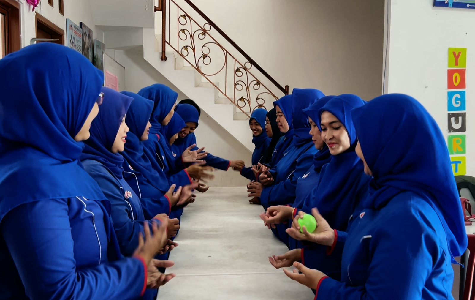 Kisah Para Ibu Rumah Tangga Mengubah Penghasilan Harian Menjadi Aset Jangka Panjang