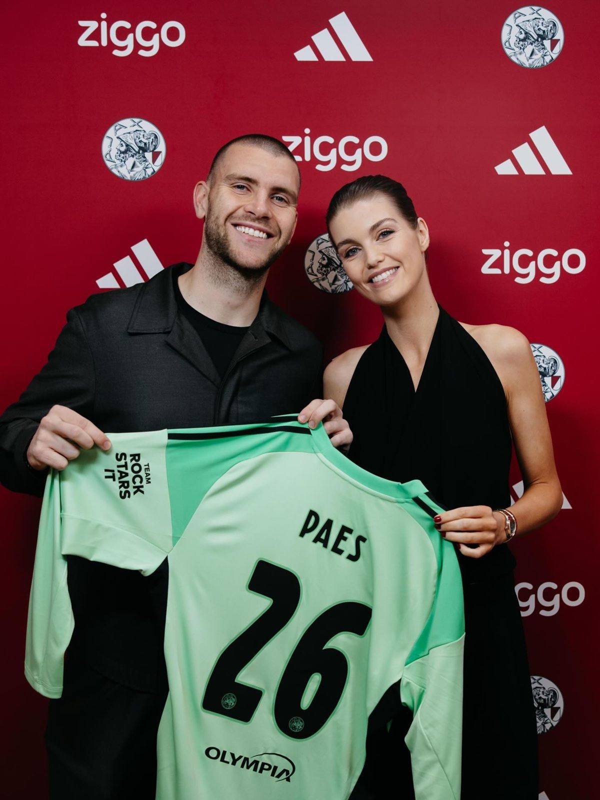 Jurnalis Belanda Yakin Ajax akan Beli Kiper Baru untuk Jadi Kompetitor Maarten Paes