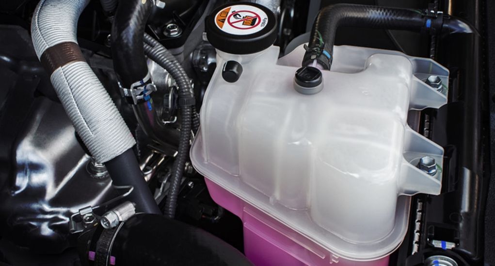Cegah Mesin Mobil Overheat Saat Macet Mudik Lebaran dengan Rutin Periksa Bagian Ini!