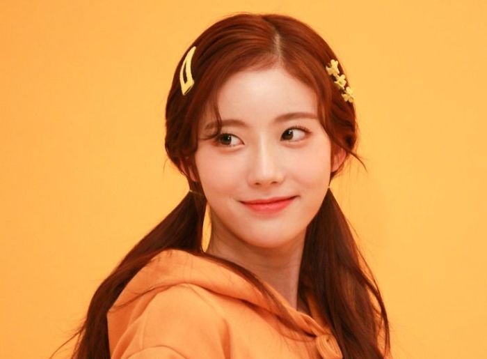 11 Idol K-Pop Cewek Terpendek, Mungil Tapi Tetap Bersinar di Panggung