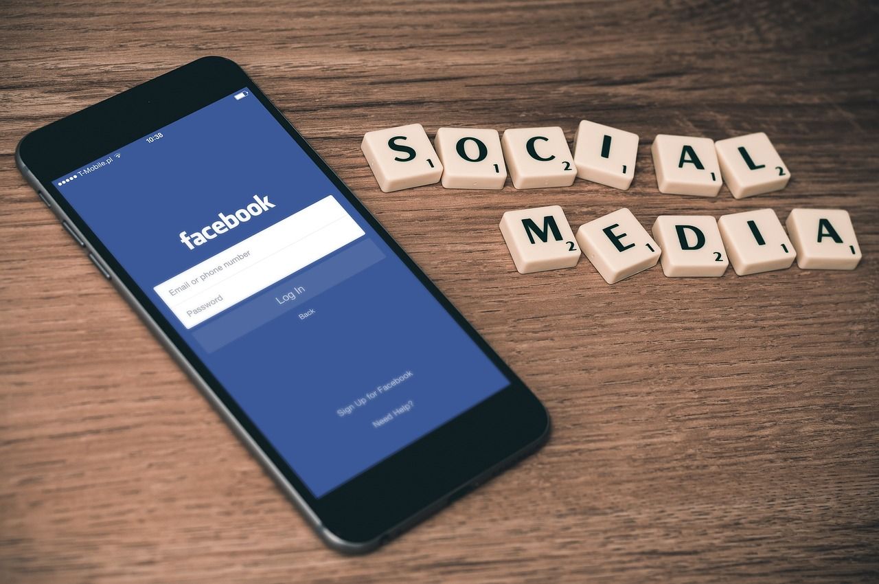 Cara Mengunci Profil FB Agar Aman dari Orang Asing dan Stalking