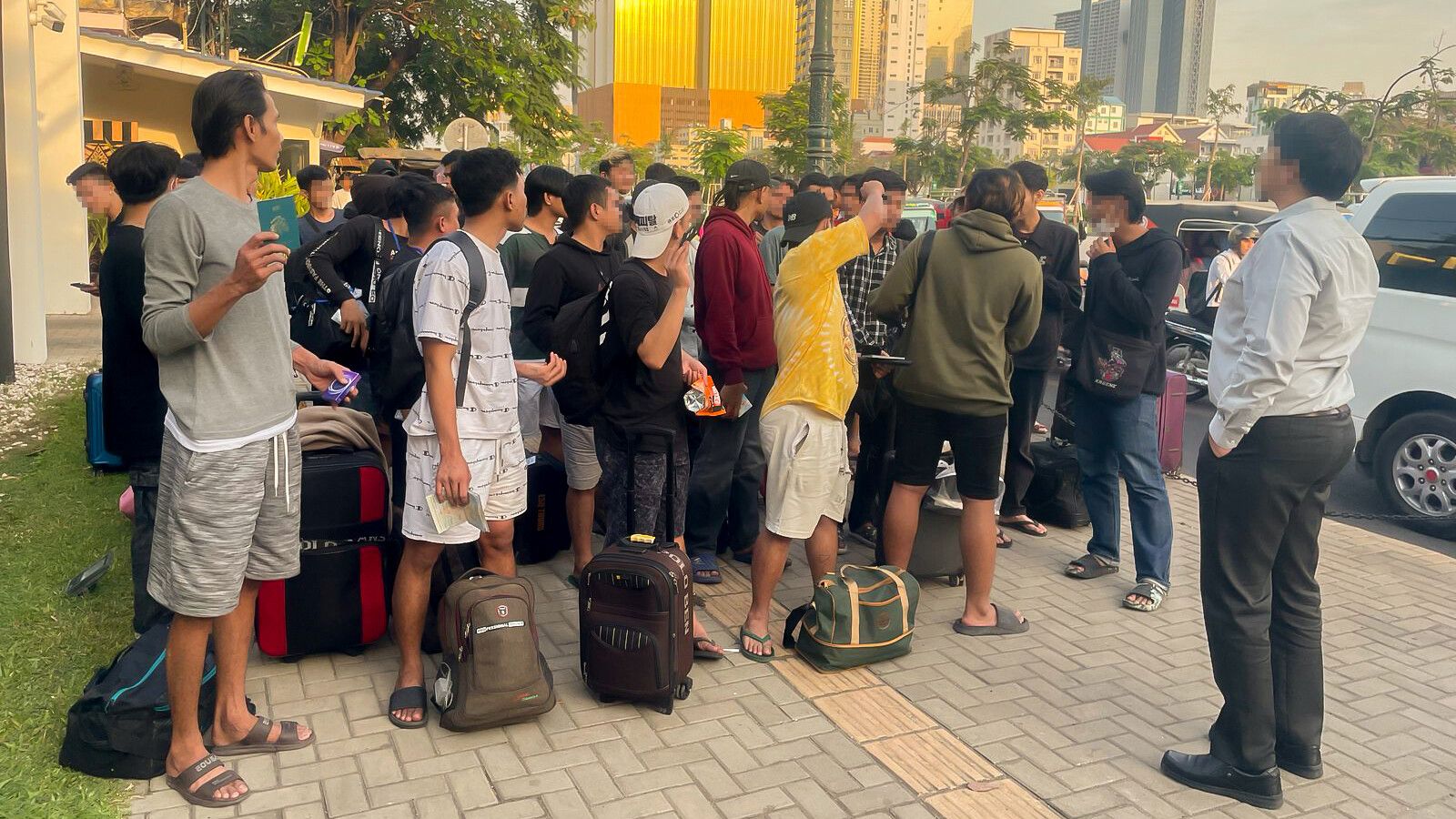 Bareskrim Pulangkan Ratusan WNI yang Terjebak di Kamboja