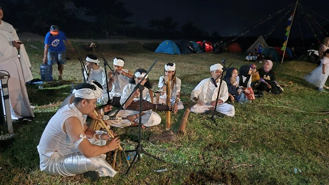 Pantai Minajaya Jadi Ruang Edukasi Kreatif dalam Jampang Creative Camp 2