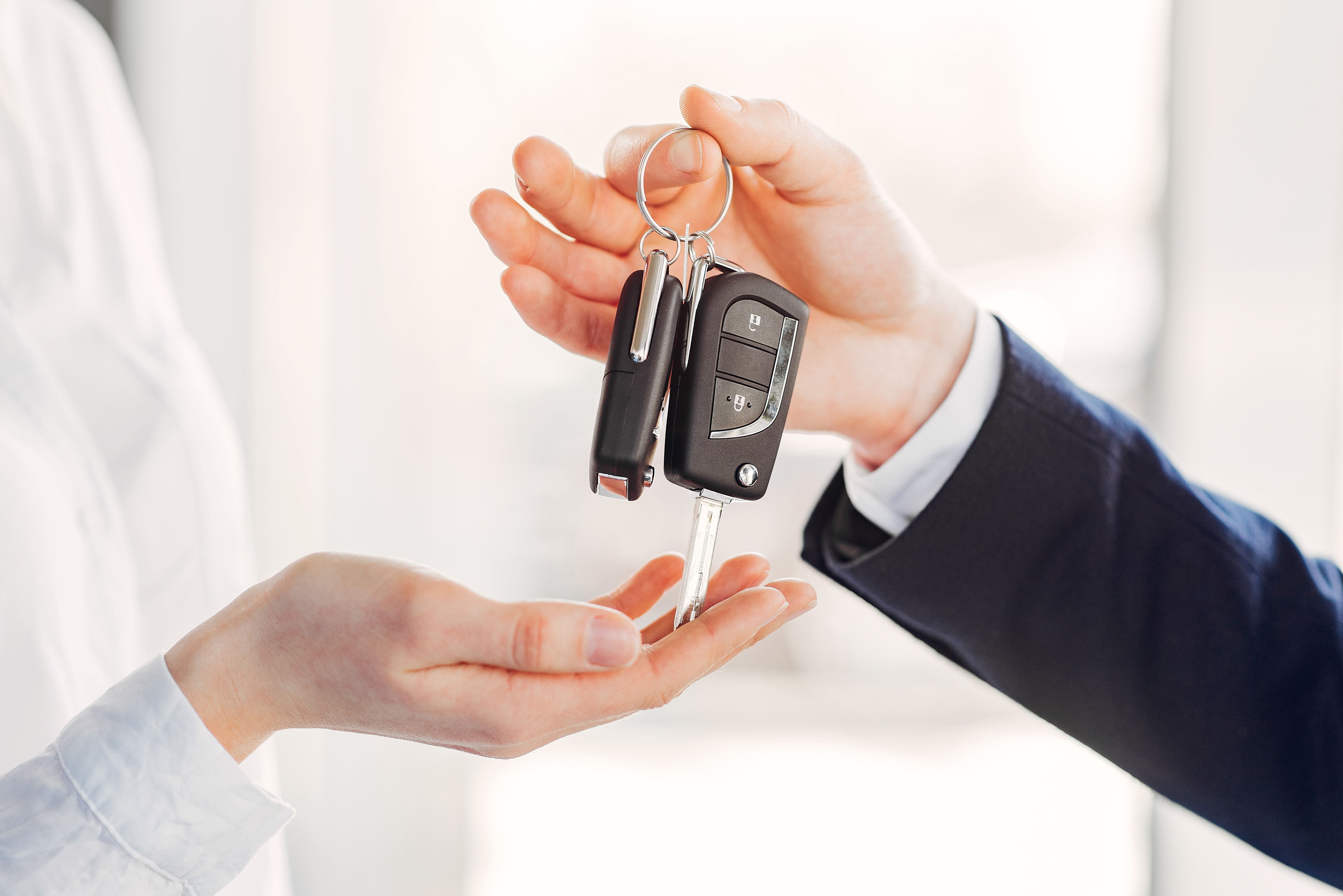 5 Rental Mobil di Mimika Lengkap dengan Ulasan dan Nomor yang Bisa Dihubungi