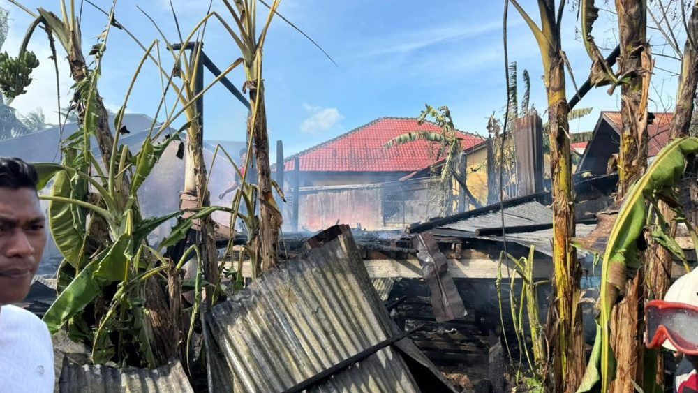 Dayah Terbakar di Ulee Kareng, 6 Bilik Santri Hangus