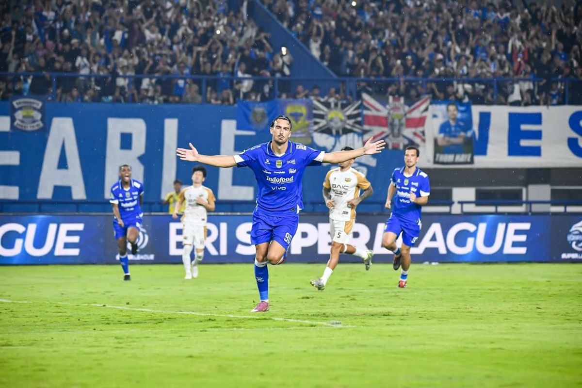 Hitung-hitungan Persib Bandung Juara Super League Musim Ini: Butuh Berapa Poin Lagi?
