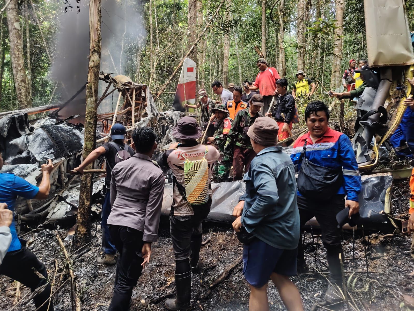 Polsek Krayan Sigap Tangani Kecelakaan Pesawat Pengangkut Bbm