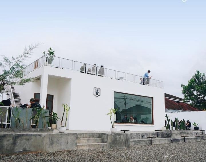 Cari Suasana Baru? Intip Deretan Cafe Rooftop di Jambi dengan Pemandangan Memukau