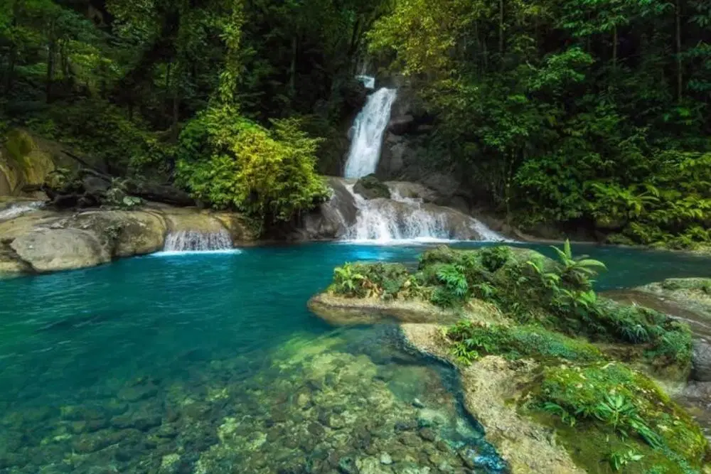 3 Spot Air Terjun Indah di Papua Tengah, Cocok untuk Healing