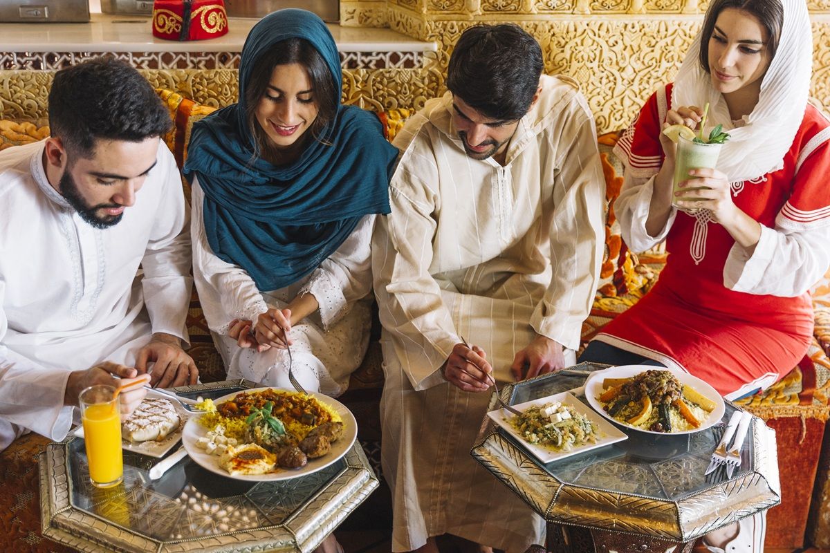 Beban Finansial dan Mental di Balik Ritual Bukber