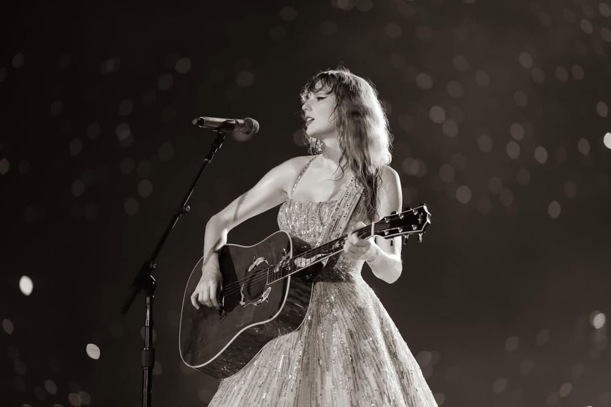 Lirik dan Terjemahan My Tears Ricochet Taylor Swift Lengkap dengan Maknanya