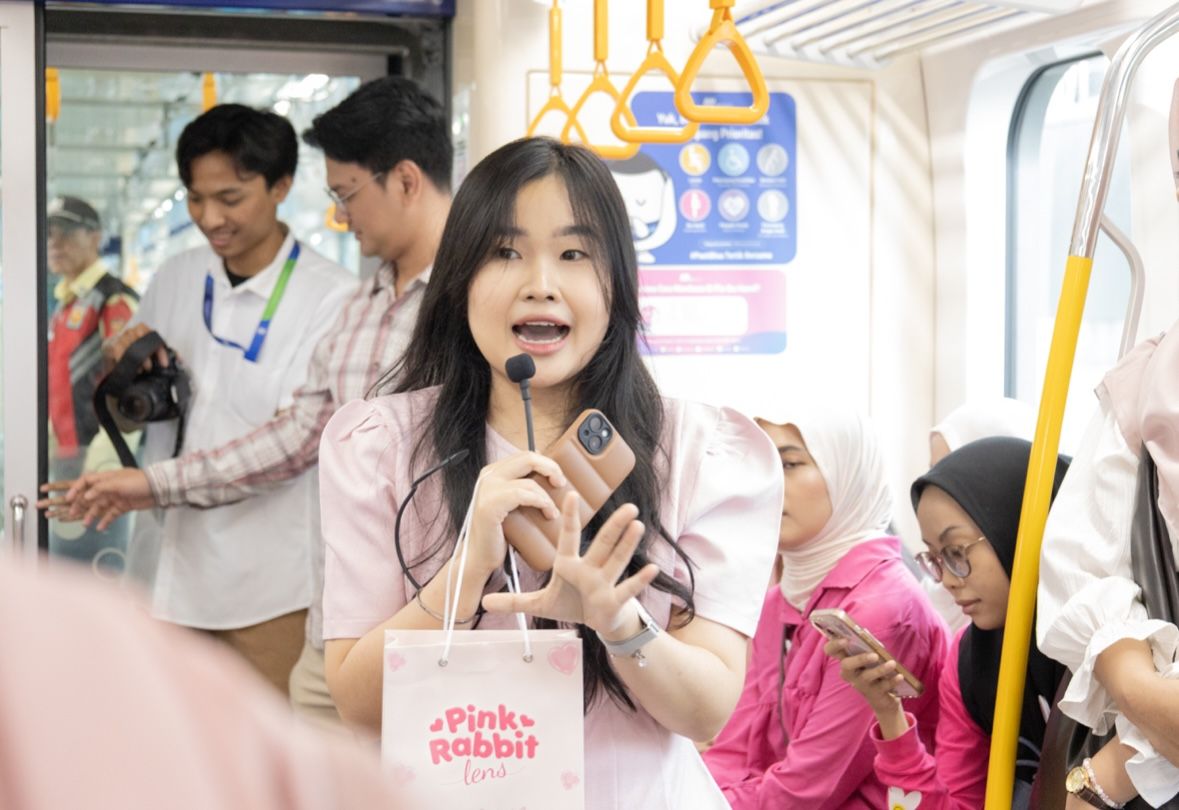 Tips Memakai Softlens untuk Pemula agar Tidak Takut dan Mudah Menempel di Mata