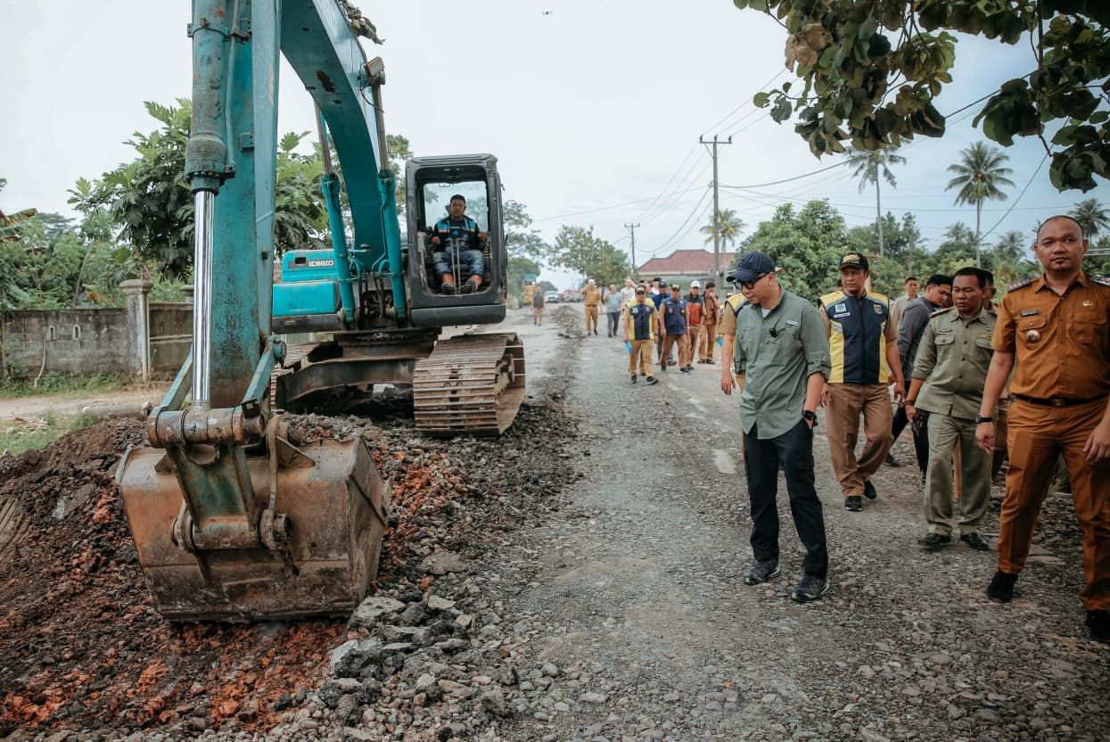 Presiden Prabowo Resmikan 7 Ruas Jalan Inpres di Lampung, Perkuat Konektivitas dan Ekonomi Daerah
